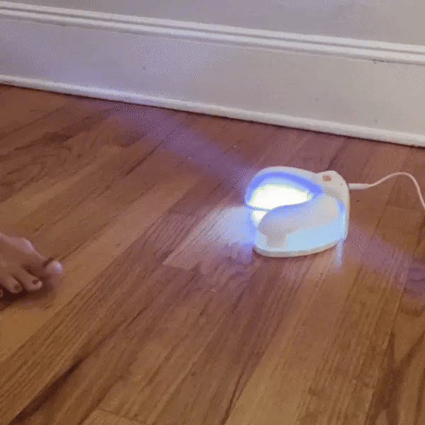 Nailyne™  UV Nail Fungus Treatment Device